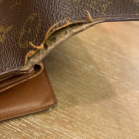 Authentic Louis Vuitton, Monogram Porte Tresor Wallet - Picture 6 of 15